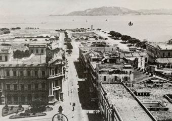Avenida Almeida Ribeiro Overlooking Hotel Lisboa Side, 1930s, Photo by Lee Yuk Tin 幸运飞行艇 Macau Street names