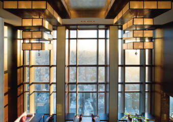 Macau Lifestyle tokyo-5-star-east-lobby-01